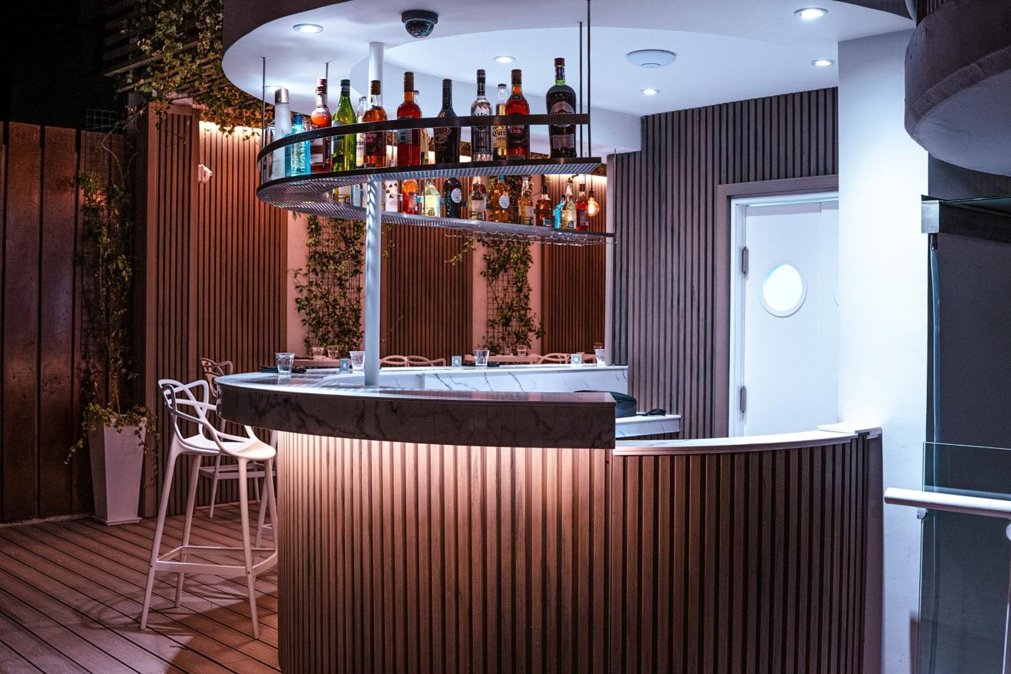 Holiday Inn Rosario By Ihg Экстерьер фото